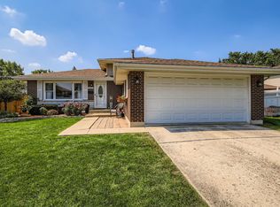7513 Dorothy Ln, Tinley Park, IL