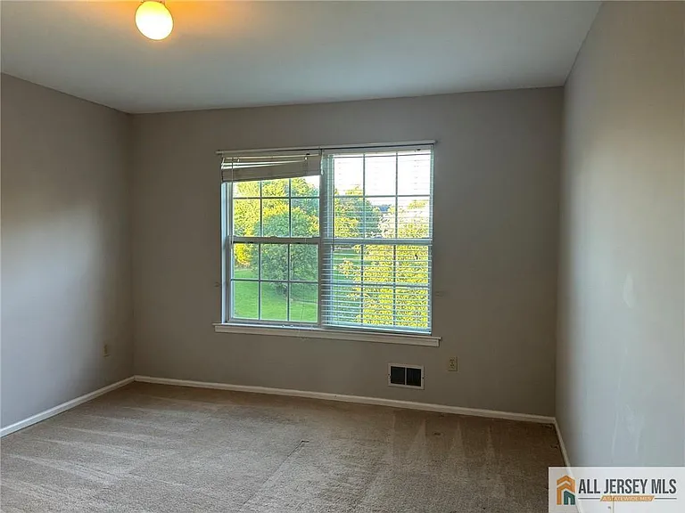 12 Colmart Way — Photo 14