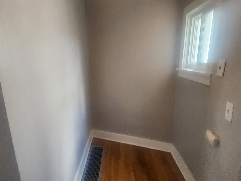 517 Summerlea St — Photo 33