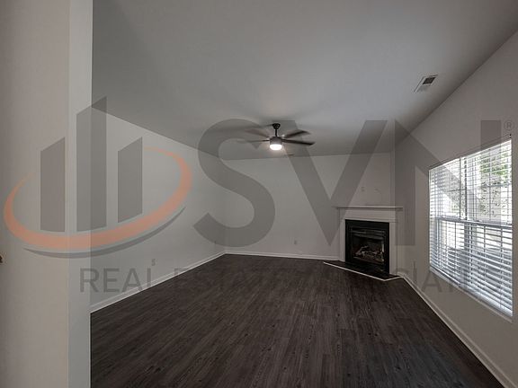 4th image of 4806 Swanns Mill Dr