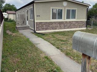 605 S 8th St, Douglas, WY 82633