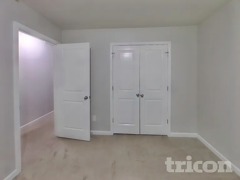 121 Southwind Cir — Photo 8