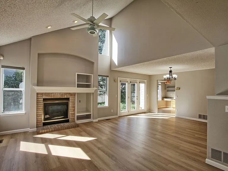 17048 Campo Dr — Photo 5