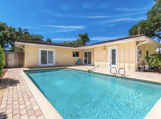 8267 Yardley Ave N, Saint Petersburg, FL 33710