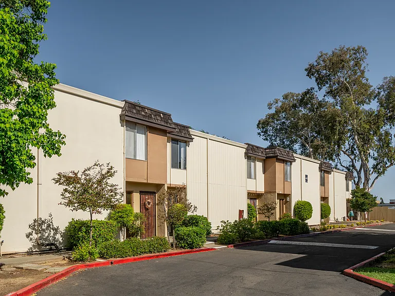 Crestview North Apartments — Photo 13