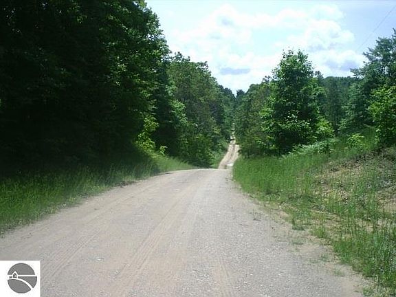 4th image of 3040 Bonnie Ln