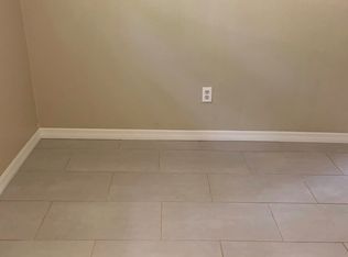 7761 43rd St N APT B, Pinellas Park, FL 33781
