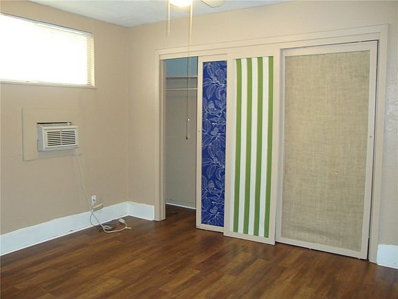 4th image of 1909 Anita Dr APT C