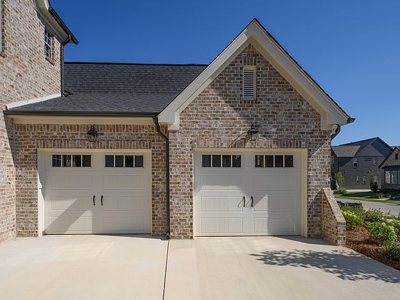 3rd image of 2048 Butler Rd