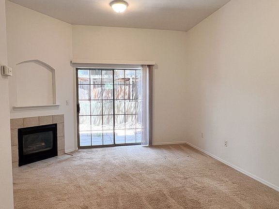 3rd image of 74 Loma Vista Dr