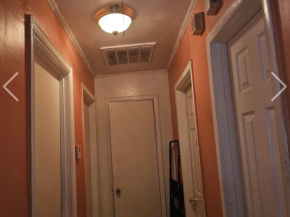 1st image of 10114 Rosehaven Dr