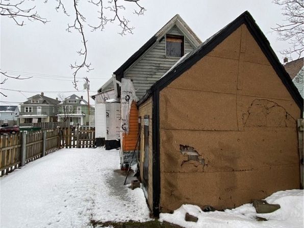 21 Liddell St, Buffalo, NY 14212