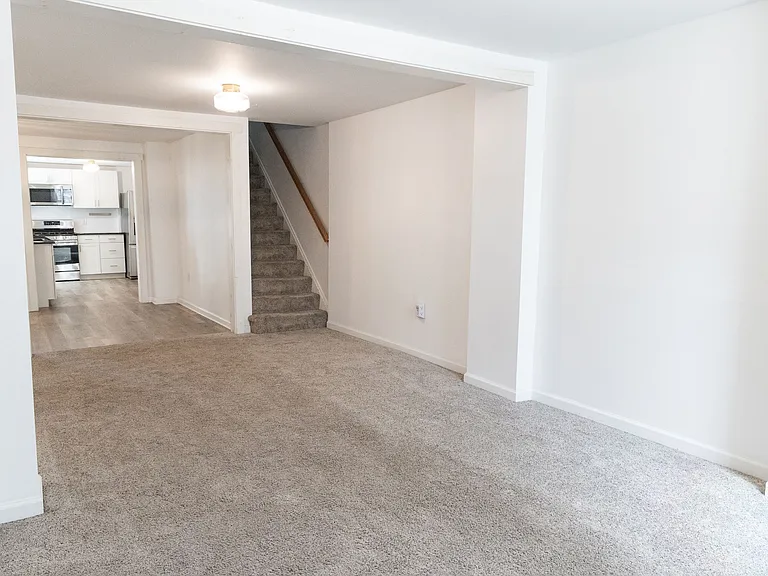 303 E Main St — Photo 10