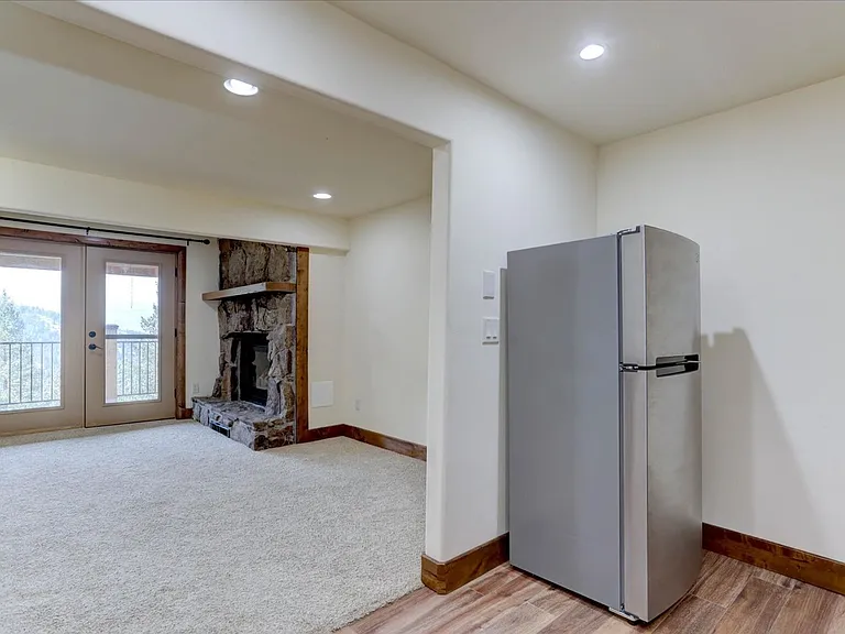85 Santa Fe Mountain Rd — Photo 10