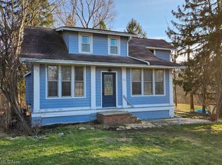 624 Columbus St, Bedford, OH 44146