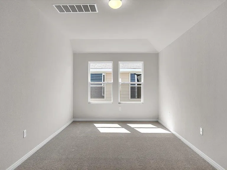 302 Willow Heights Dr — Photo 18