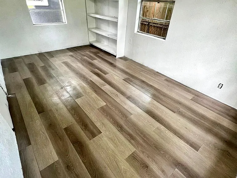 2107 Garvey Dr — Photo 21