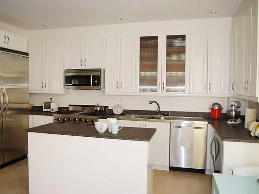 Sold by Sotheby's International Realty | media 14