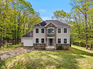 72 Chickadee Ln, Albrightsville, PA 18210