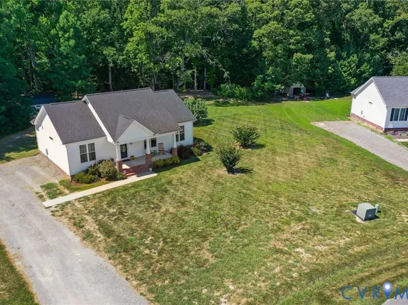 303 Milburn Way, White Stone, VA 22578