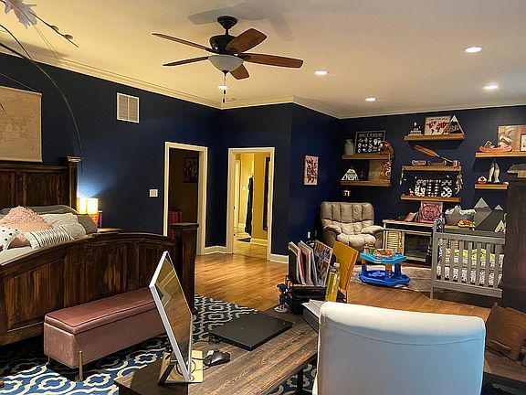 Master suite
