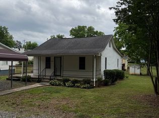 2885 Fair Oaks Dr, Gastonia, NC 28054