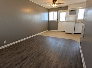 1214 S Blake St #10, Stockton, MO 65785