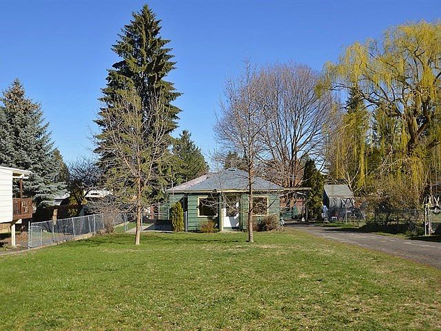 1st image of 3811 E 22nd Ave
