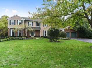 155 Harbor Dr, Lake Barrington, IL 60010