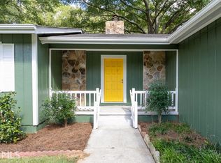 199 Oak Ridge Trl, Fayetteville, GA 30214