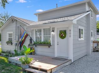 800 SW Clinton St, Oak Grove, MO 64075