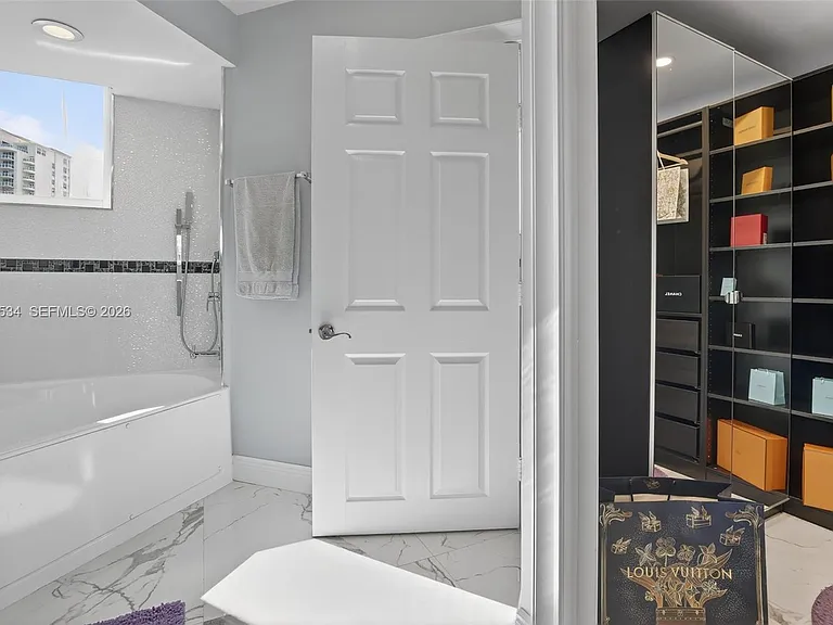 3370 Hidden Bay Dr #1501 — Photo 24