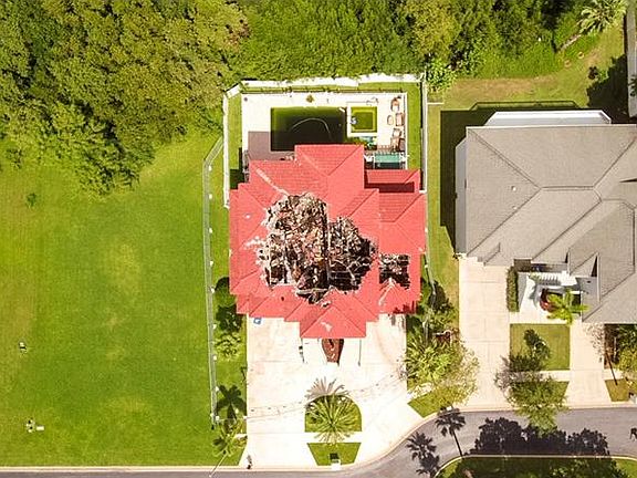 5th image of 3193 Shoreline Dr
