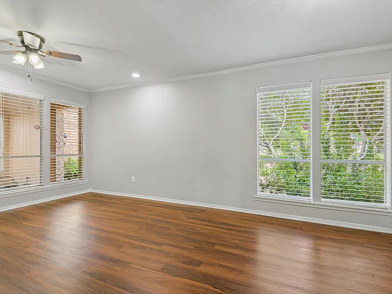 7715 Brush Wood Dr — Photo 29