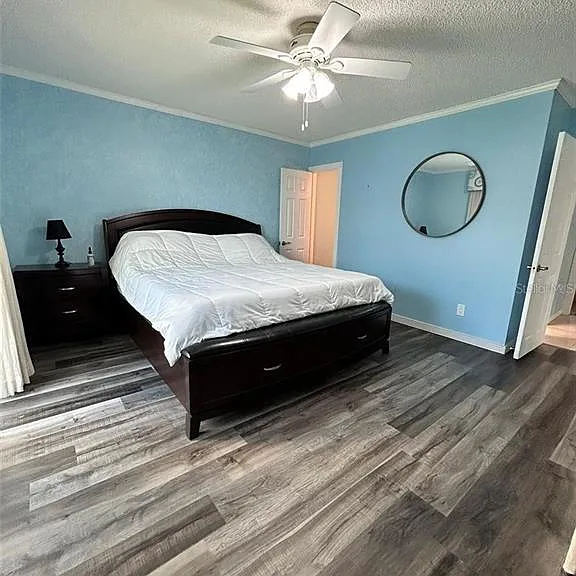 868 Bayway Blvd #304 — Photo 12