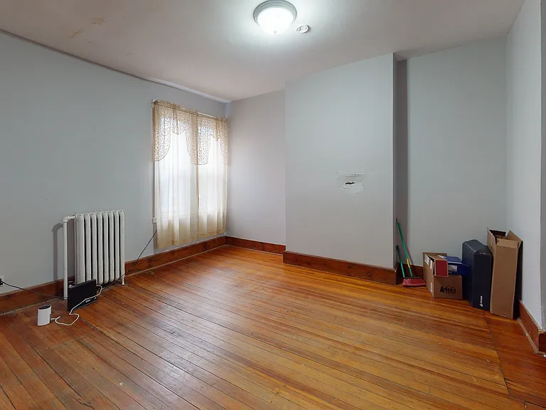 11 Forbes St — Photo 7