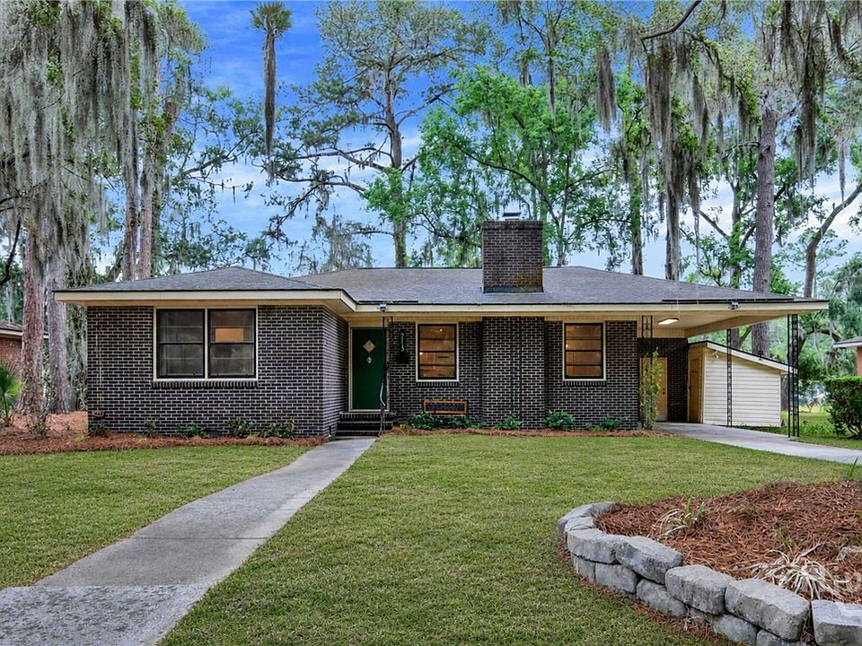 1st image of 213 Kensington Drive