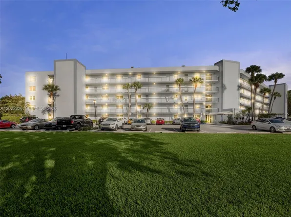 6400 NW 2nd Ave APT 117, Boca Raton, FL 33487
