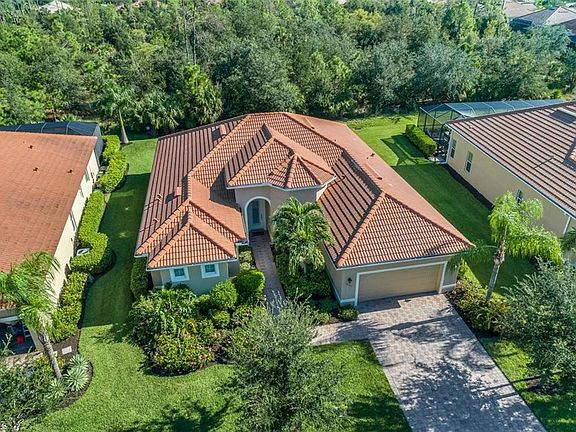 5th image of 10340 Yorkstone Dr