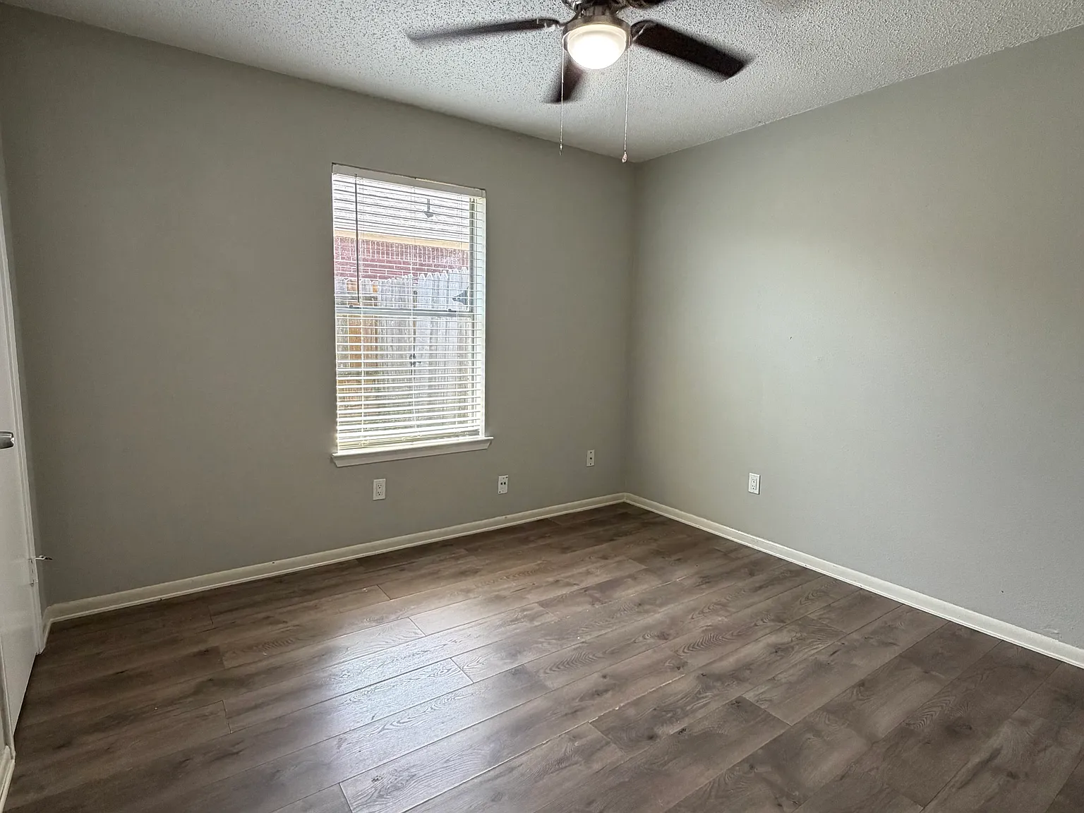 3 bed, 1850 sqft, $2,100 — Photo 4