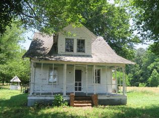 1724 Chownings Ferry Rd, Lancaster, VA 22503