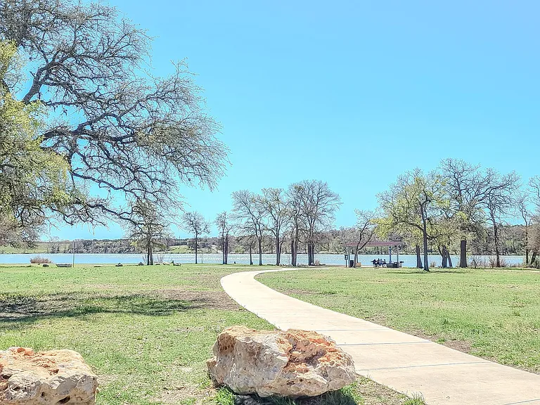 2604 Pecan Island Dr — Photo 23