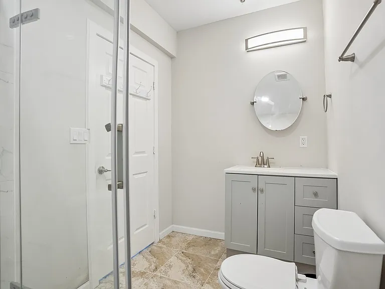 166 Shilling Ave — Photo 2