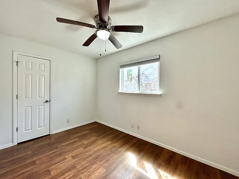 4807 Copperbend Blvd — Photo 13