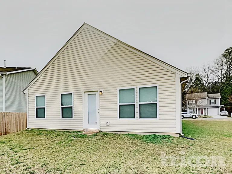 4201 Broadstairs Dr — Photo 15
