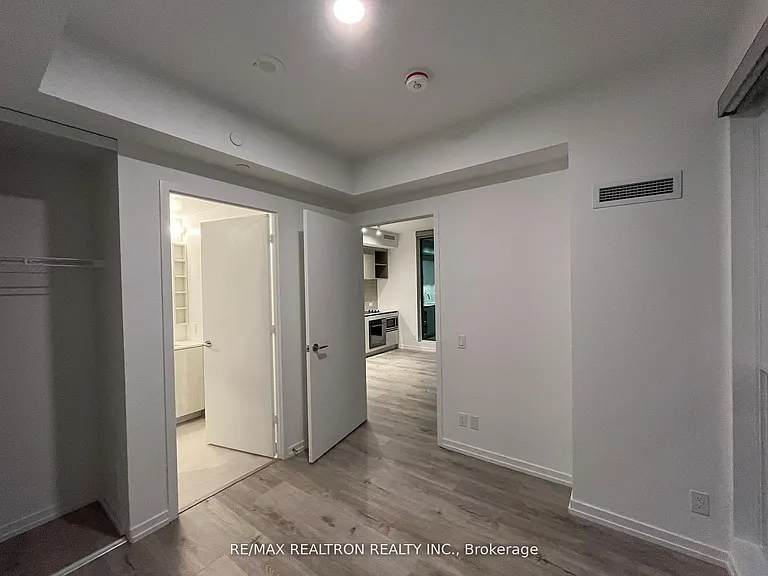 1000 Portage Pkwy #5005 — Photo 24