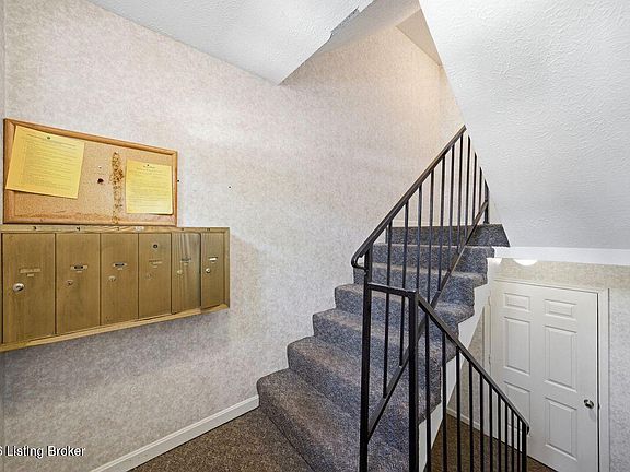 2nd image of 1011 Donard Park Ave
