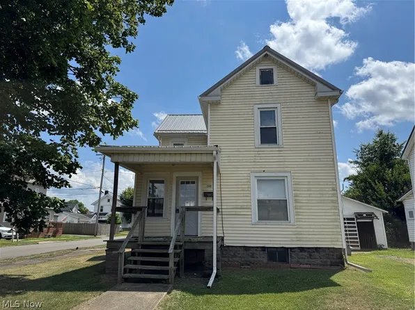 1349 E Main St, Coshocton, OH 43812