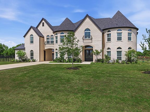 2nd image of 5013 Whisper Dr