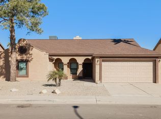4218 W Creedance Blvd, Glendale, AZ 85310
